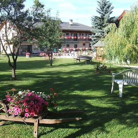 Hotel Du Cret Rond Валуар Экстерьер фото